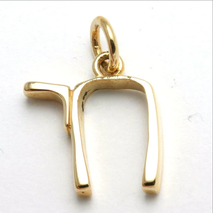 14k Yellow Gold Chai Pendant Modern