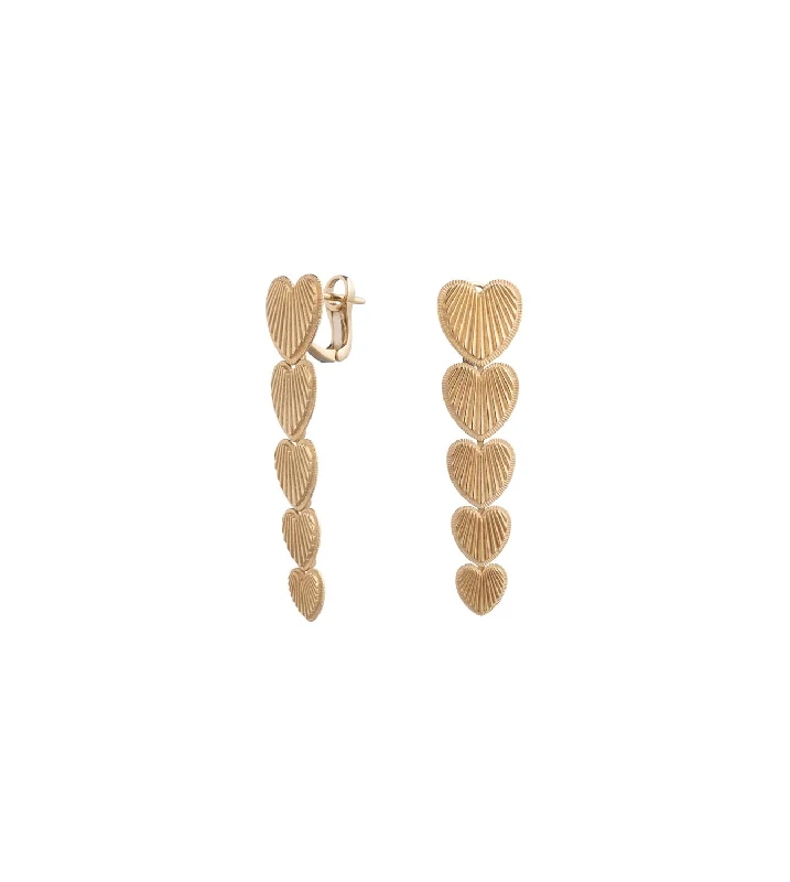 True Love : Graduated Heart Token Earring