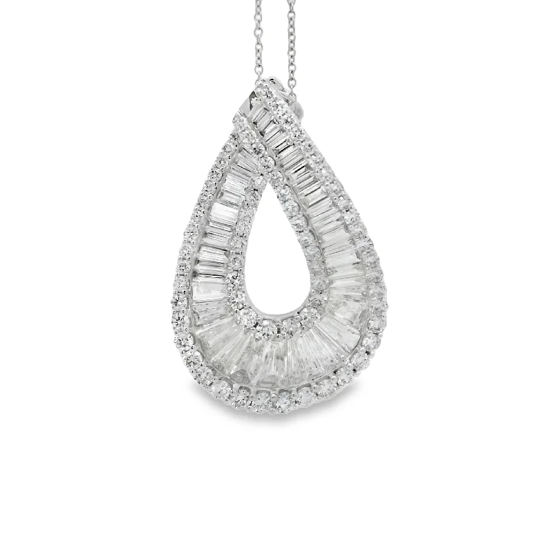 White Gold Diamond Fashion Pendant