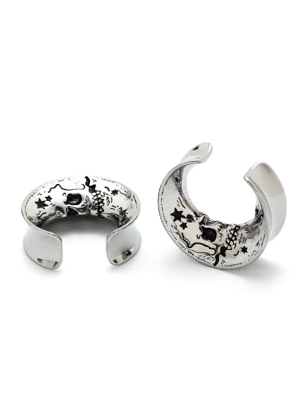 Crescent Moon Skull Steel Saddles