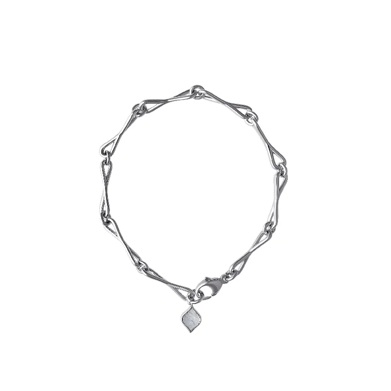 WaterDrop Medium Link Bracelet in Sterling Silver with Mother-of-Pearl Tag